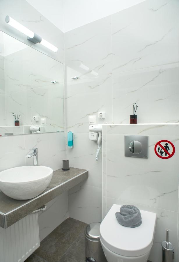 Lux Vip Apartments Peraia  Bagian luar foto