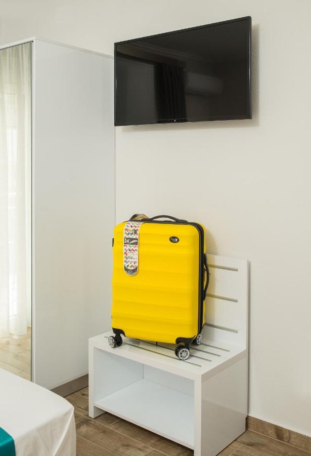 Lux Vip Apartments Peraia  Bagian luar foto