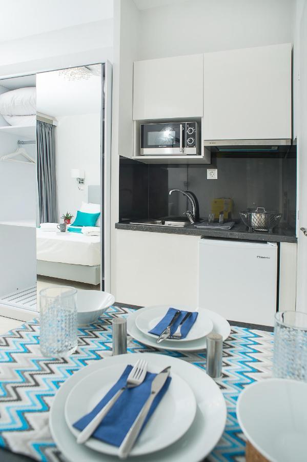 Lux Vip Apartments Peraia  Bagian luar foto