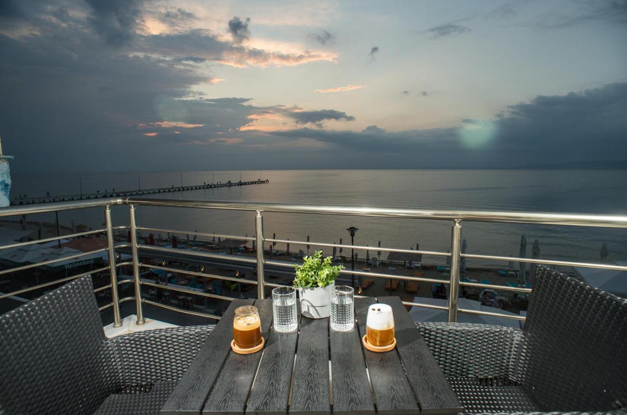 Lux Vip Apartments Peraia  Bagian luar foto
