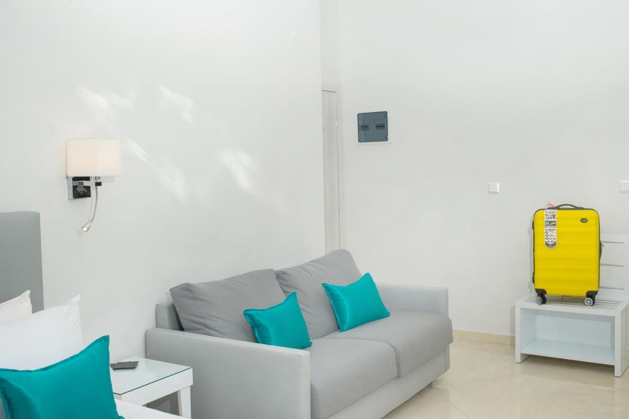 Lux Vip Apartments Peraia  Bagian luar foto