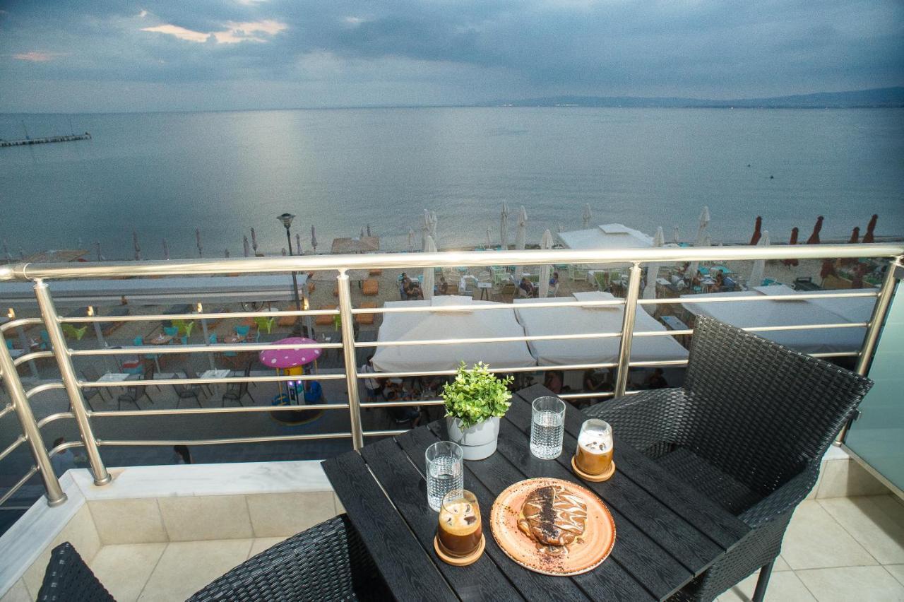 Lux Vip Apartments Peraia  Bagian luar foto